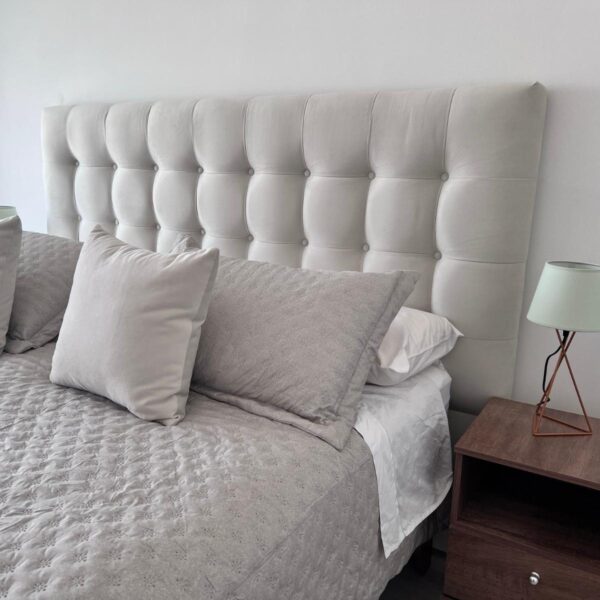 Respaldo de cama modelo Botone - Imagen 2